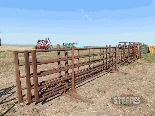 (3) freestanding 20' cattle panels